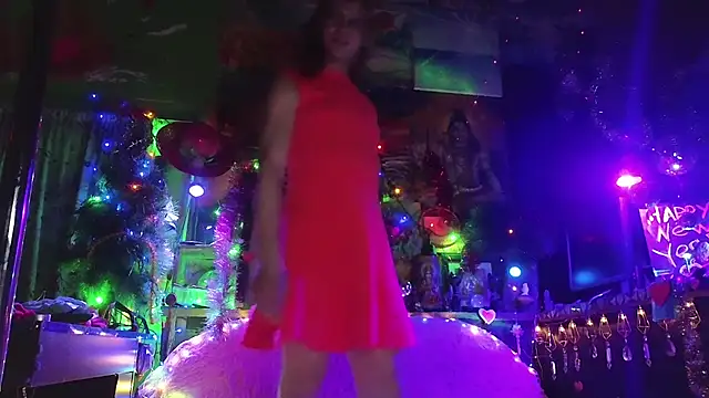 Snapshot of Alexa_Cosmic chatting on February 4, 2025, 1:13 am Alexa Cosmic online show from February 4, 2025, 1:13 am