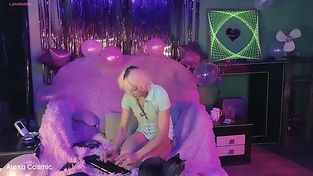 Snapshot of Alexa_Cosmic chatting on September 16, 2025, 1:39 am Alexa Cosmic online show from September 16, 2025, 1:39 am