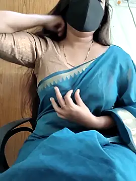 Snapshot of yoursana- chatting on October 19, 2025, 3:42 am yoursana- online show from October 19, 2025, 3:42 am