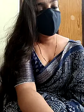 Snapshot of yoursana- chatting on March 15, 2025, 7:31 am yoursana- online show from March 15, 2025, 7:31 am