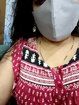 Snapshot of yoursana- chatting on November 17, 2025, 5:33 am yoursana- online show from November 17, 2025, 5:33 am