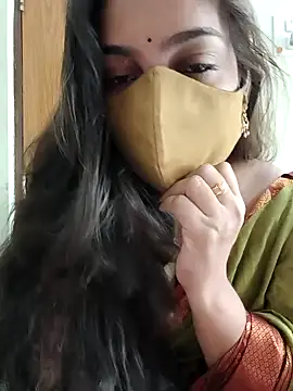 Snapshot of yoursana- chatting on December 18, 2025, 4:39 am yoursana- online show from December 18, 2025, 4:39 am