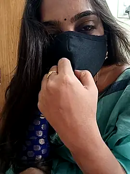 Snapshot of yoursana- chatting on February 21, 2025, 5:20 pm yoursana- online show from February 21, 2025, 5:20 pm