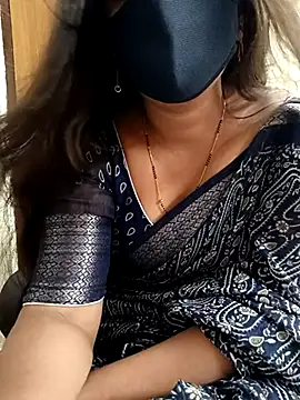 Snapshot of yoursana- chatting on March 22, 2025, 2:16 am yoursana- online show from March 22, 2025, 2:16 am