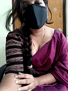 Snapshot of yoursana- chatting on September 10, 2025, 4:11 am yoursana- online show from September 10, 2025, 4:11 am