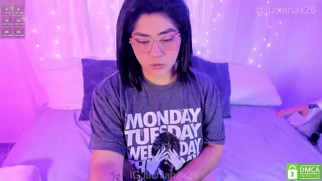 Snapshot of lucy26_ chatting on December 19, 2025, 1:42 am lucy26 online show from December 19, 2025, 1:42 am