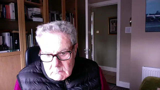 Oldpistolpete online show from November 30, 2025, 2:40 pm