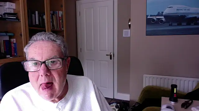 Oldpistolpete online show from December 26, 2024, 12:05 pm