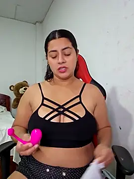 Mary pinkish online show from October 4, 2025, 2:24 am