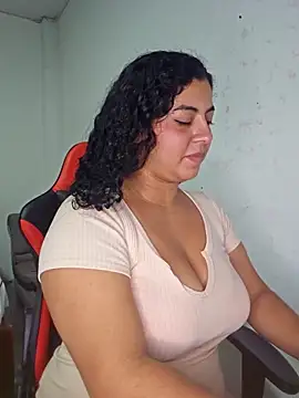 Mary pinkish online show from February 17, 2025, 5:25 am