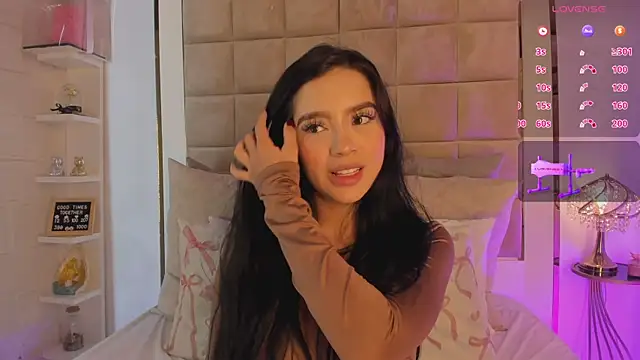 Victoria adaams online show from February 25, 2025, 6:55 pm