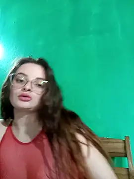 Snapshot of Emmacut chatting on November 25, 2025, 9:04 pm Emmacut online show from November 25, 2025, 9:04 pm