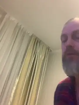 Snapshot of GHsveter chatting on February 12, 2026, 9:25 pm GHsveter online show from February 12, 2026, 9:25 pm