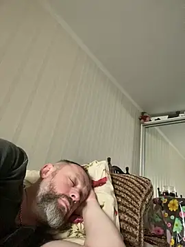 GHsveter online show from April 12, 2026, 9:23 am