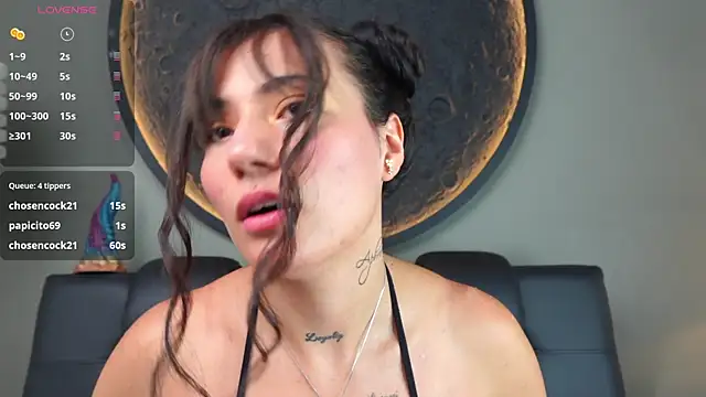 miss sharlotte18 online show from January 14, 2026, 6:22 pm