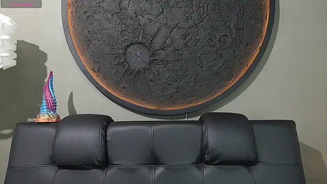 miss sharlotte18 online show from November 4, 2025, 6:44 pm