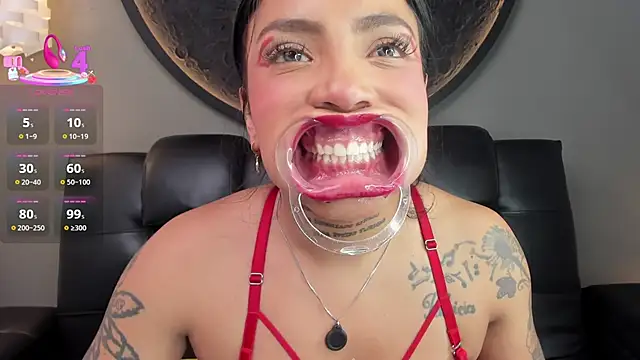 miss vaiolette online show from March 5, 2025, 8:32 pm