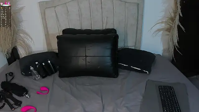 Snapshot of Bianka_olivetto021 chatting on January 15, 2026, 2:15 am Bianka olivetto021 online show from January 15, 2026, 2:15 am