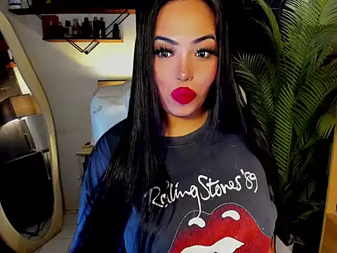 BigDominaMia online show from March 28, 2026, 8:26 am