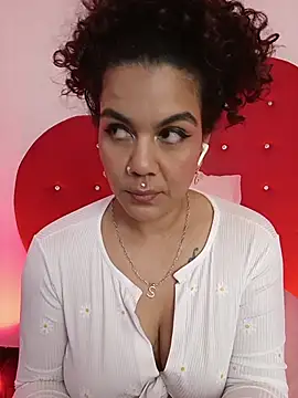 Snapshot of nicolette_rock chatting on March 27, 2026, 11:44 am nicolette rock online show from March 27, 2026, 11:44 am