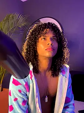 Lucas eevans online show from November 21, 2025, 1:43 pm