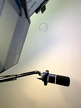 Snapshot of Frank_Farrell chatting on September 10, 2025, 9:47 pm Frank Farrell online show from September 10, 2025, 9:47 pm