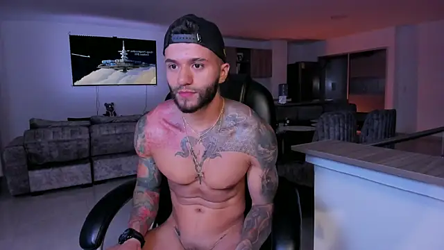 Snapshot of Frank_Farrell chatting on March 12, 2025, 5:46 am Frank Farrell online show from March 12, 2025, 5:46 am