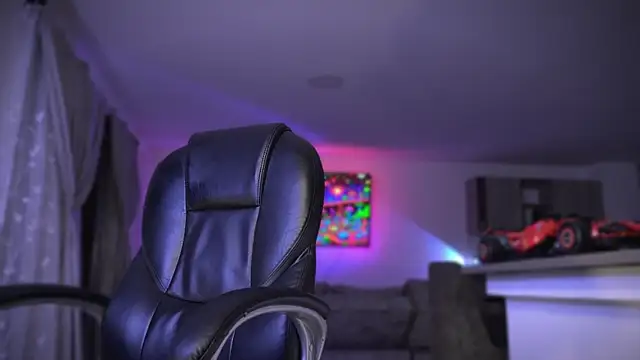 Snapshot of Frank_Farrell chatting on September 15, 2025, 12:22 am Frank Farrell online show from September 15, 2025, 12:22 am