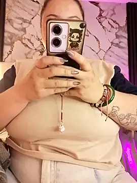 mollieblue69 online show from November 29, 2025, 1:00 pm