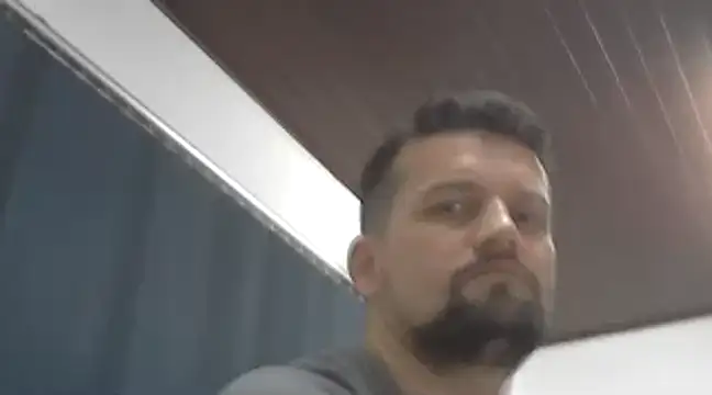 oliveira3tt online show from January 9, 2025, 5:54 pm