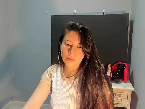 sandyquinnxx online show from May 20, 2026, 2:03 pm