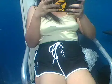 Snapshot of asian-doll chatting on March 9, 2025, 11:03 pm asian-doll online show from March 9, 2025, 11:03 pm