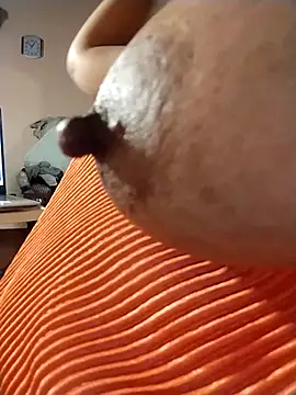 Snapshot of tharu_sweet chatting on February 3, 2026, 7:19 pm tharu sweet online show from February 3, 2026, 7:19 pm