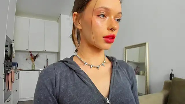 Snapshot of Kossie_ chatting on February 13, 2025, 12:21 pm Kossie online show from February 13, 2025, 12:21 pm