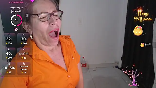 Snapshot of Chayla_Ruiz chatting on November 13, 2025, 11:41 pm Chayla Ruiz online show from November 13, 2025, 11:41 pm