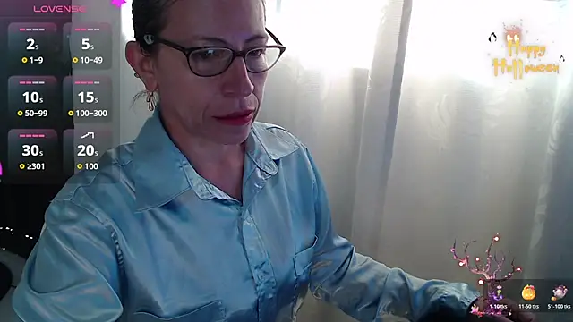 Snapshot of Chayla_Ruiz chatting on November 22, 2025, 11:31 am Chayla Ruiz online show from November 22, 2025, 11:31 am