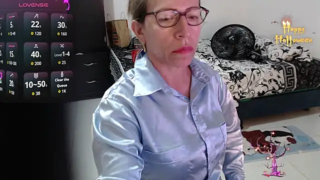 Snapshot of Chayla_Ruiz chatting on October 23, 2025, 12:09 am Chayla Ruiz online show from October 23, 2025, 12:09 am