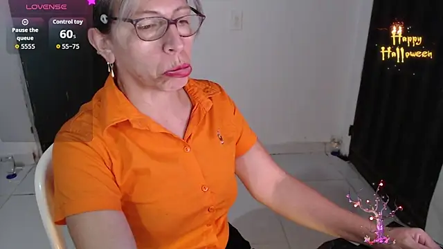 Snapshot of Chayla_Ruiz chatting on November 15, 2025, 11:09 pm Chayla Ruiz online show from November 15, 2025, 11:09 pm