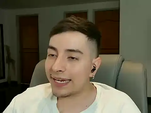 Jhoan saenz online show from September 22, 2025, 10:27 pm