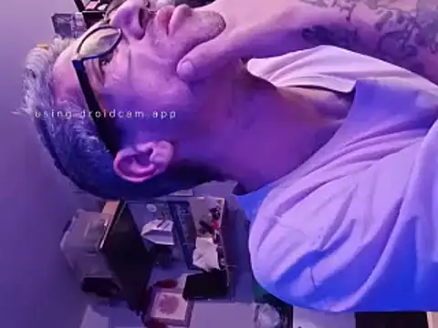 Snapshot of Ganstax999 chatting on February 2, 2025, 5:53 am Ganstax999 online show from February 2, 2025, 5:53 am