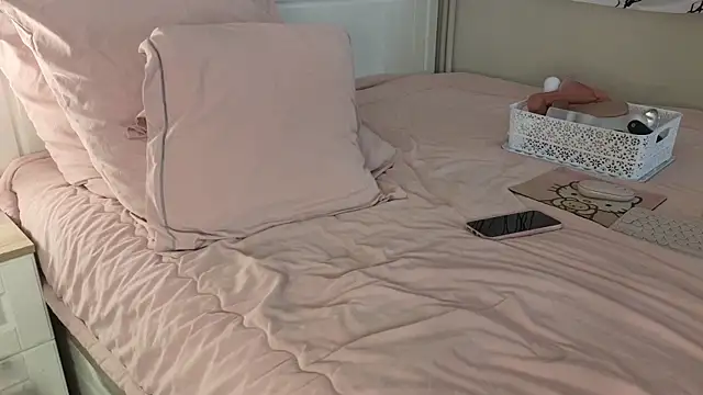 Snapshot of LisaSweetie chatting on November 20, 2025, 7:58 pm LisaSweetie online show from November 20, 2025, 7:58 pm