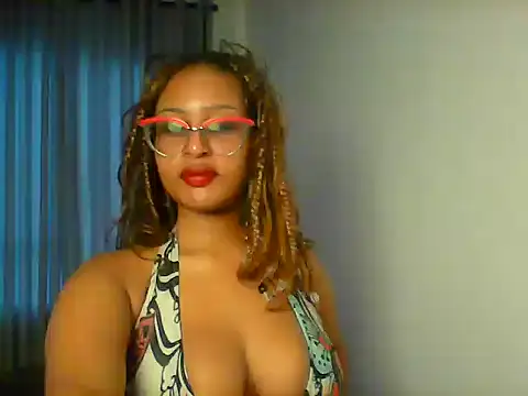 lina pretti online show from October 10, 2025, 4:46 am