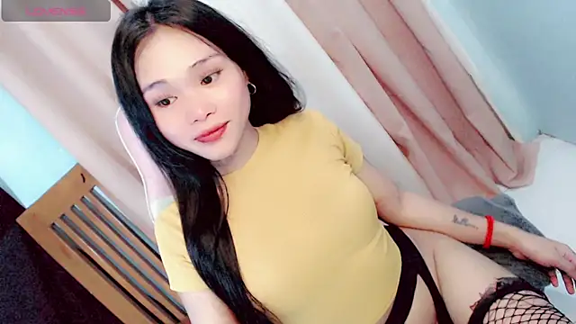 Snapshot of amomentoflust69 chatting on May 10, 2026, 12:09 pm amomentoflust69 online show from May 10, 2026, 12:09 pm
