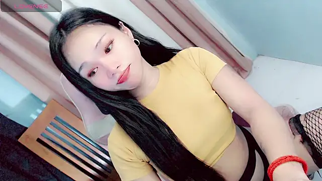 Snapshot of amomentoflust69 chatting on May 22, 2026, 11:30 am amomentoflust69 online show from May 22, 2026, 11:30 am