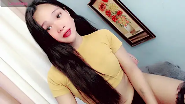 Snapshot of amomentoflust69 chatting on May 28, 2026, 10:43 am amomentoflust69 online show from May 28, 2026, 10:43 am