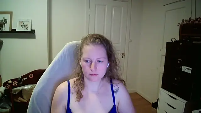 Snapshot of Girlnina-1995 chatting on February 11, 2026, 10:09 pm Girlnina-1995 online show from February 11, 2026, 10:09 pm