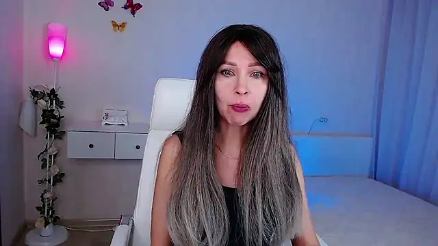 Snapshot of wendifoste chatting on November 24, 2025, 7:03 pm wendifoste online show from November 24, 2025, 7:03 pm