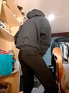 Snapshot of eatmeplease44 chatting on April 14, 2026, 3:22 am eatmeplease44 online show from April 14, 2026, 3:22 am