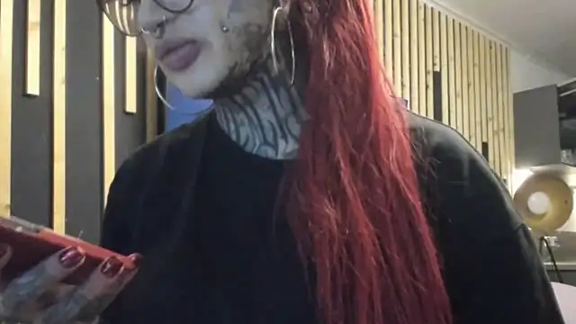 tamarapervert online show from December 14, 2025, 10:59 pm