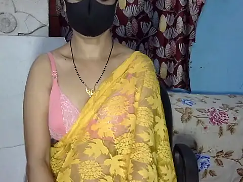 Snapshot of Indian_Horny_Wife chatting on June 28, 2026, 12:39 am Indian Horny Wife online show from June 28, 2026, 12:39 am